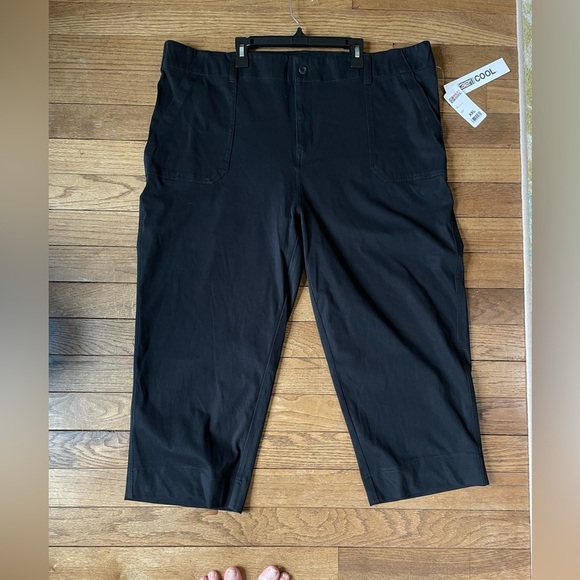 NWT 32 Degrees Heat Pants Women  XXL Black Pockets Button Pull On  Cropped  NEW - Picture 1 of 9